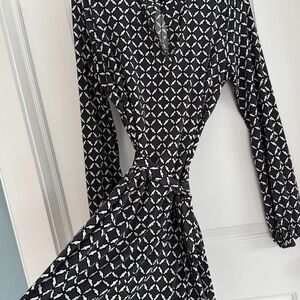 Laundry by Design Gray & White Geometric Print dress size Medium